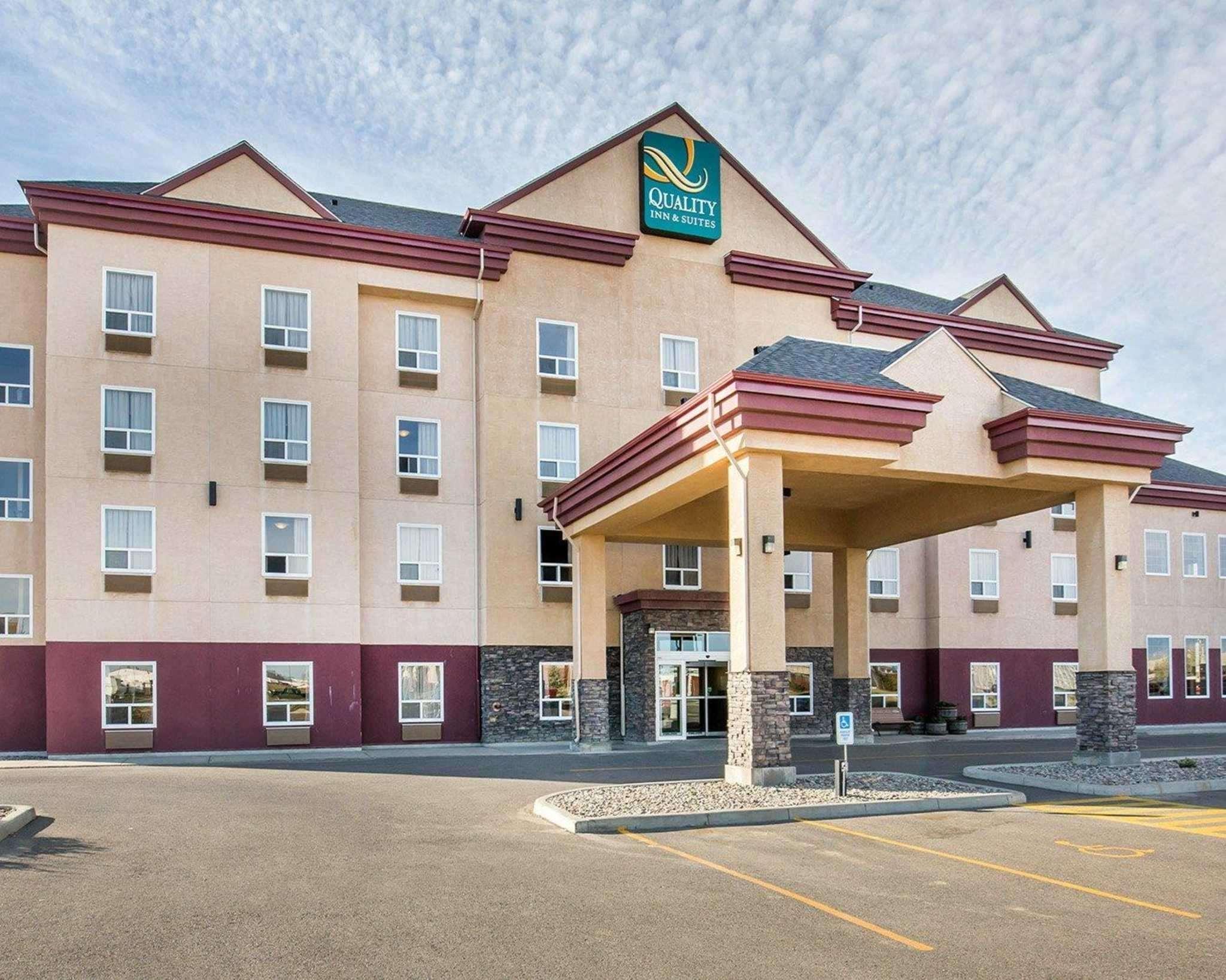 Quality Inn & Suites Lethbridge Exterior foto