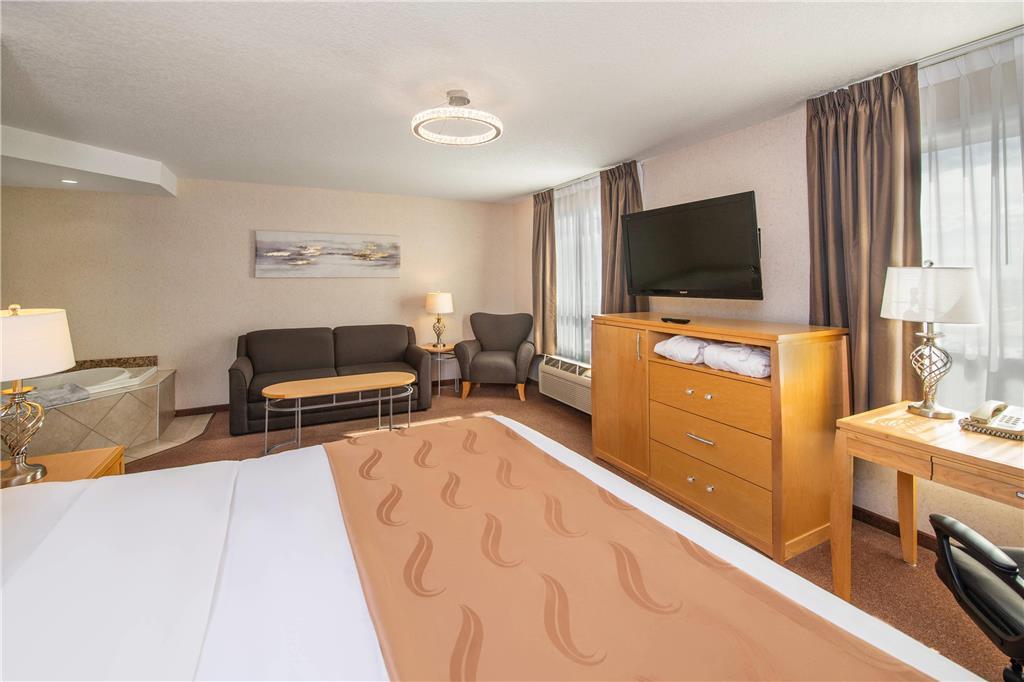 Quality Inn & Suites Lethbridge Quarto foto